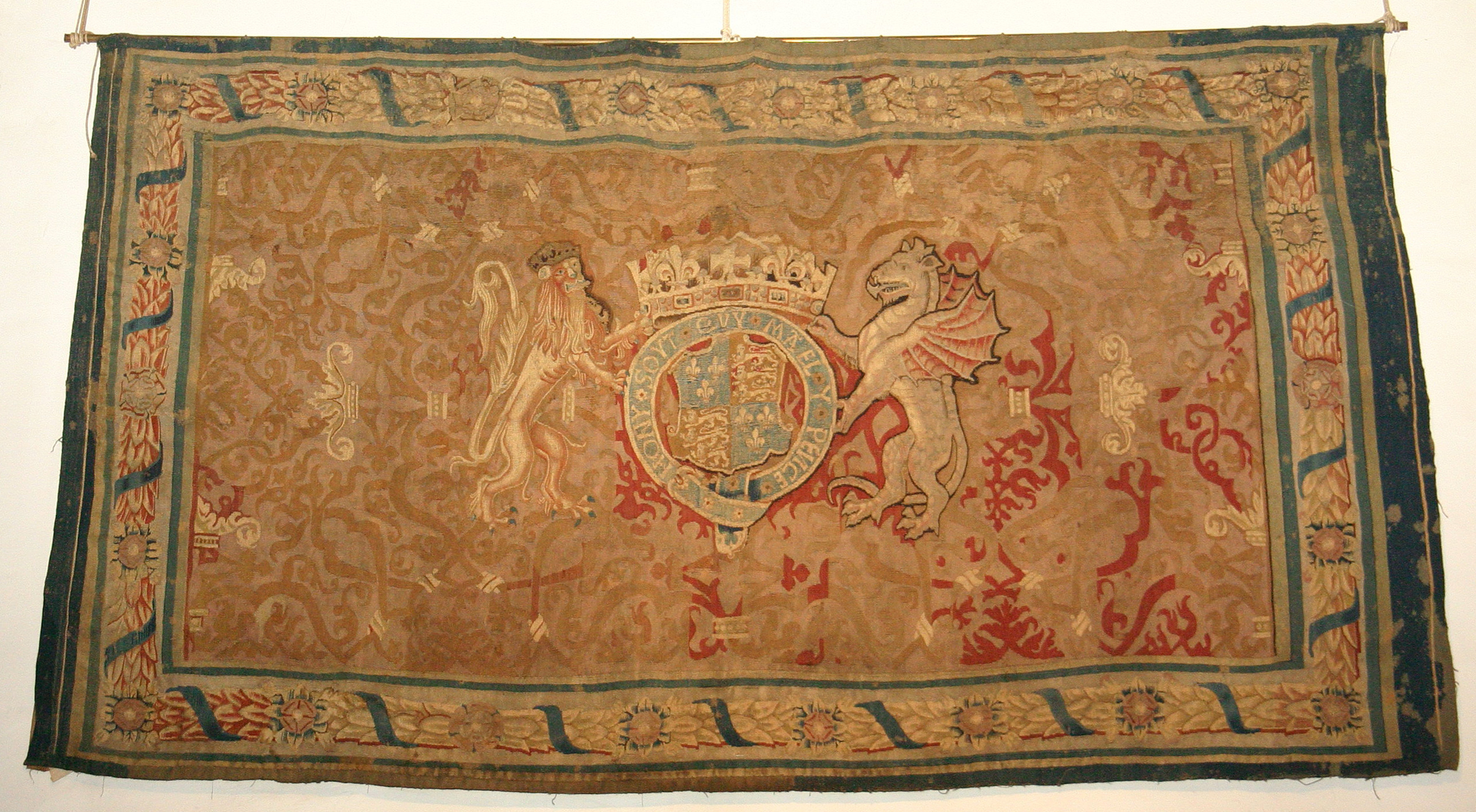 HCT1322 Armorial arras, 4