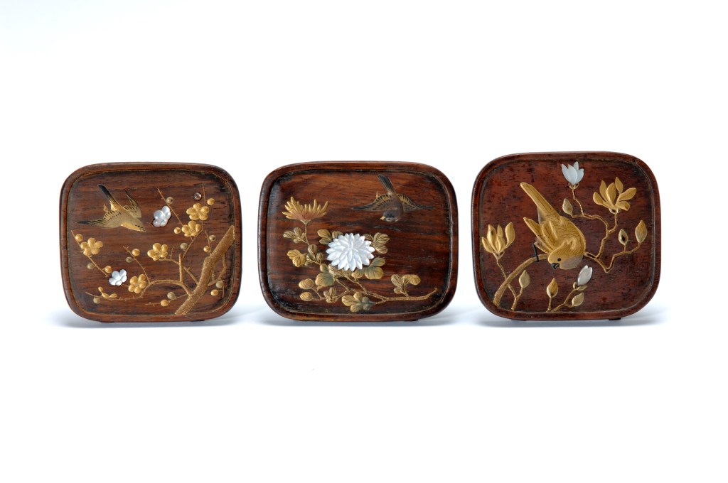 An assortment of Japanese souvenirs – Russell-Cotes Art Gallery &&nbsp;Museum